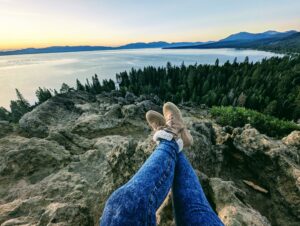 travel to Lake Tahoe in a motorhome